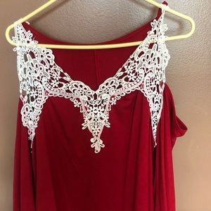 Cute long sleeve Lacey top